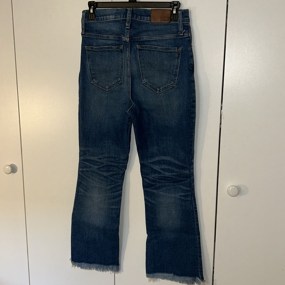 Madewell Cali Demi-Boot Jeans in Columbus Wash: Comfort Stretch Edition - Picture 4 of 7